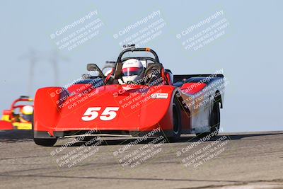 media/Oct-26-2025-CalClub SCCA (Sun) [[8ce1e69566]]/Group 6/Grapevine/
